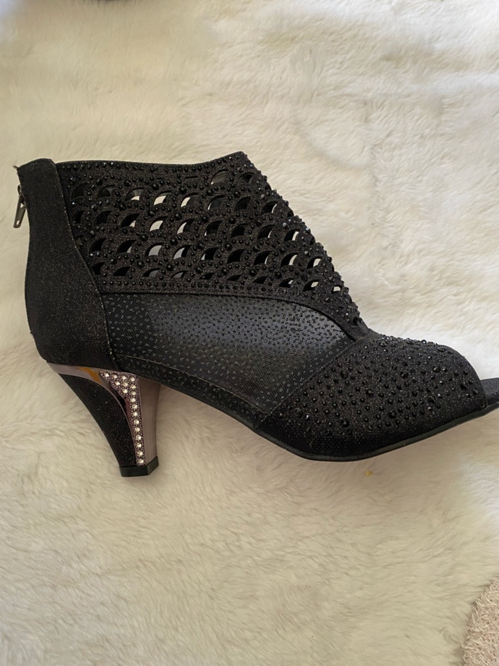 Pierre Dumas Black Rhinestone Peep-Toe Heals Size 10 Medium